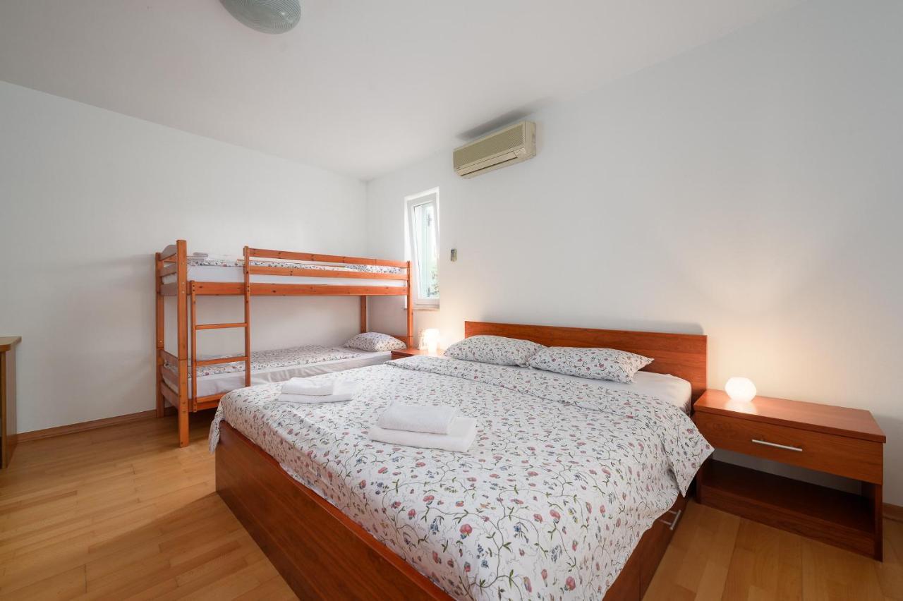 פורץ Apartman Inteuro מראה חיצוני תמונה